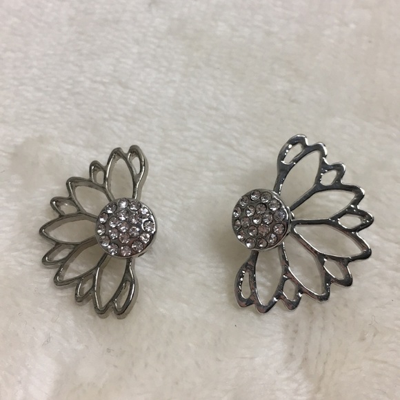 2x$15🍀Flower earrings silver earring flower lotus - Picture 3 of 4